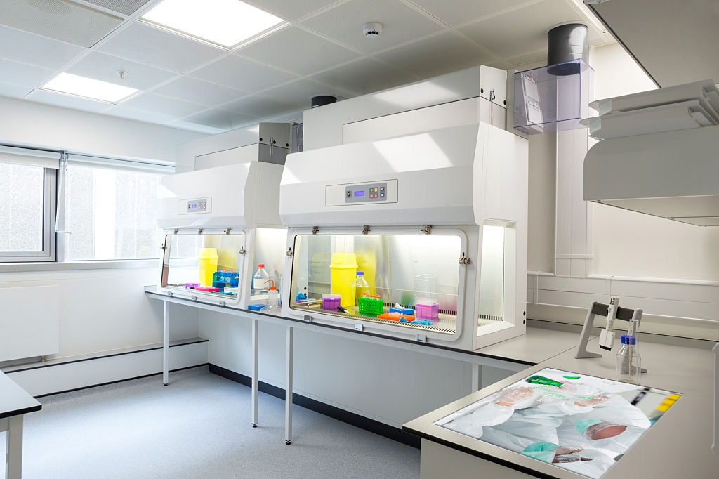 paillasse-tactile-laboratoire paillasse tactile laboratoire