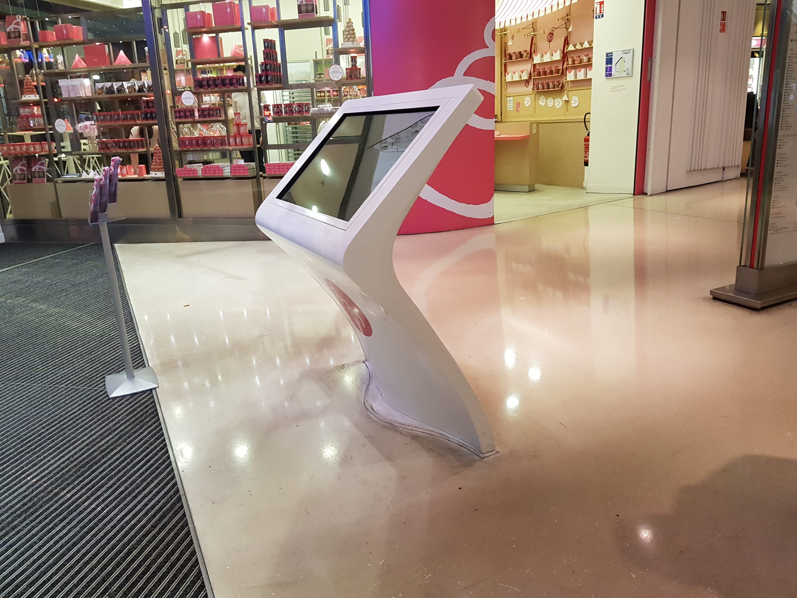 pupitre-tactile-32 pupitre-tactile-32