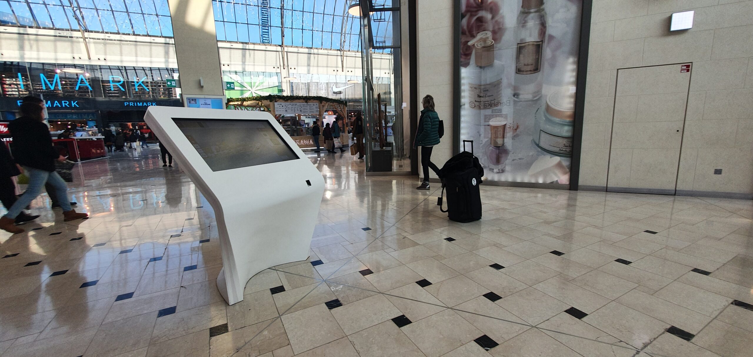 pupitre-tactile-blanc pupitre-tactile-blanc