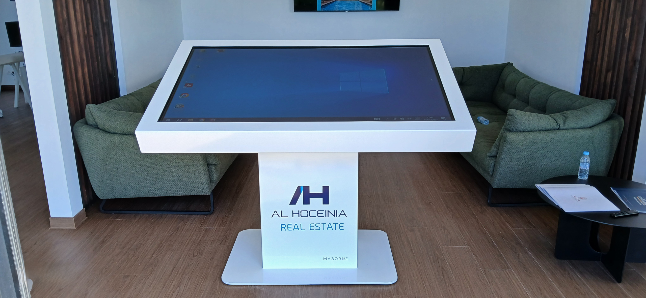 pupitre-tactile-alhoceini pupitre-tactile-alhoceini